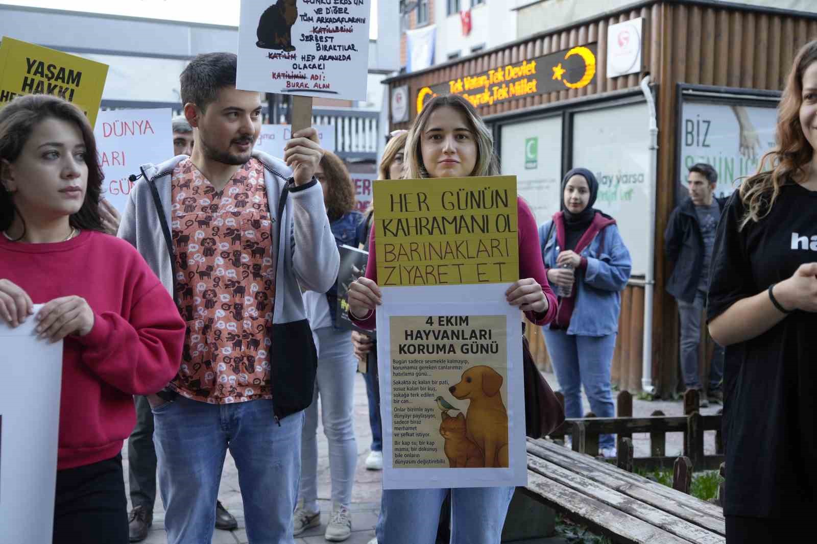 Gümüşhane’de ’Hayvanları Koruma Günü’nde anlamlı yürüyüş