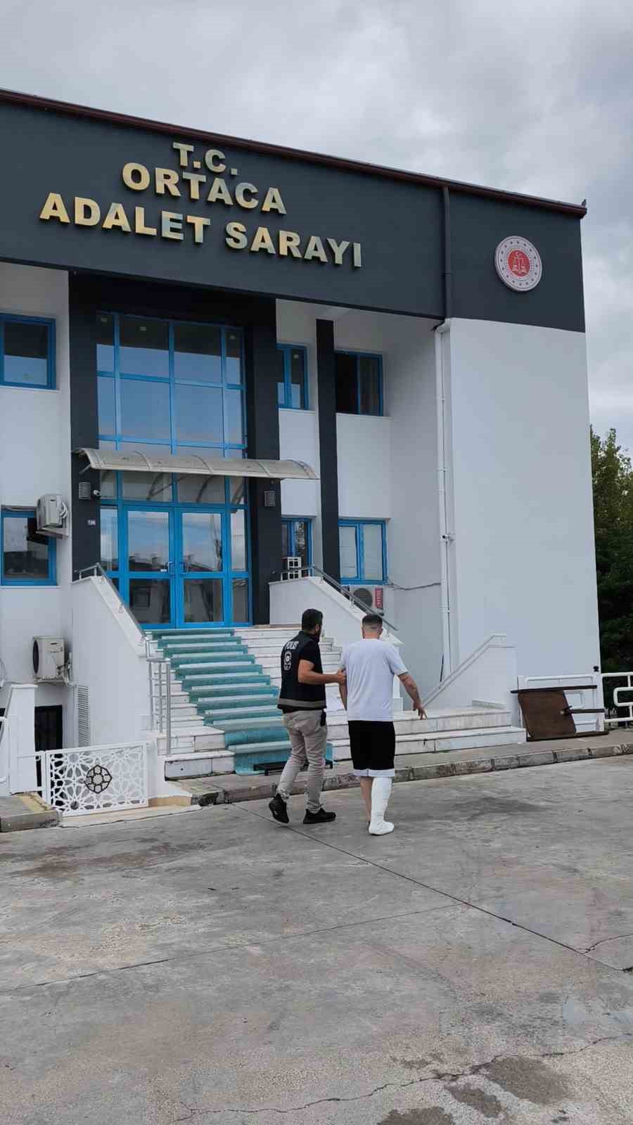 Uyuşturucu operasyonlarında 12 tutuklama
