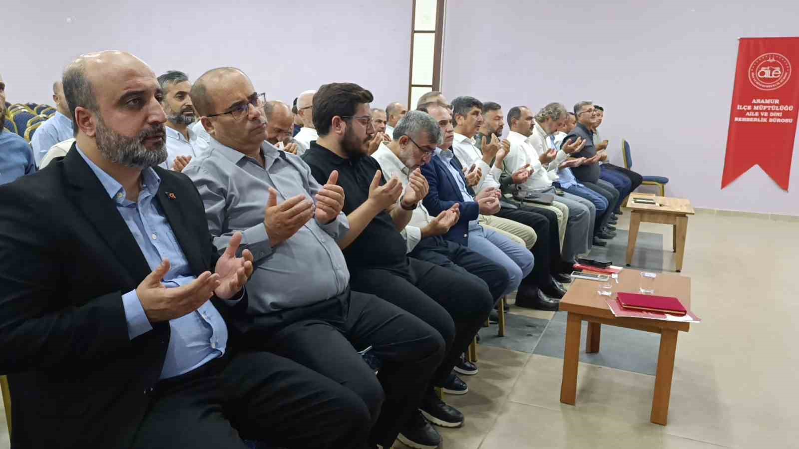 Anamur’da ’Peygamberimiz, cami ve namaz’ konulu konferans düzenlendi

