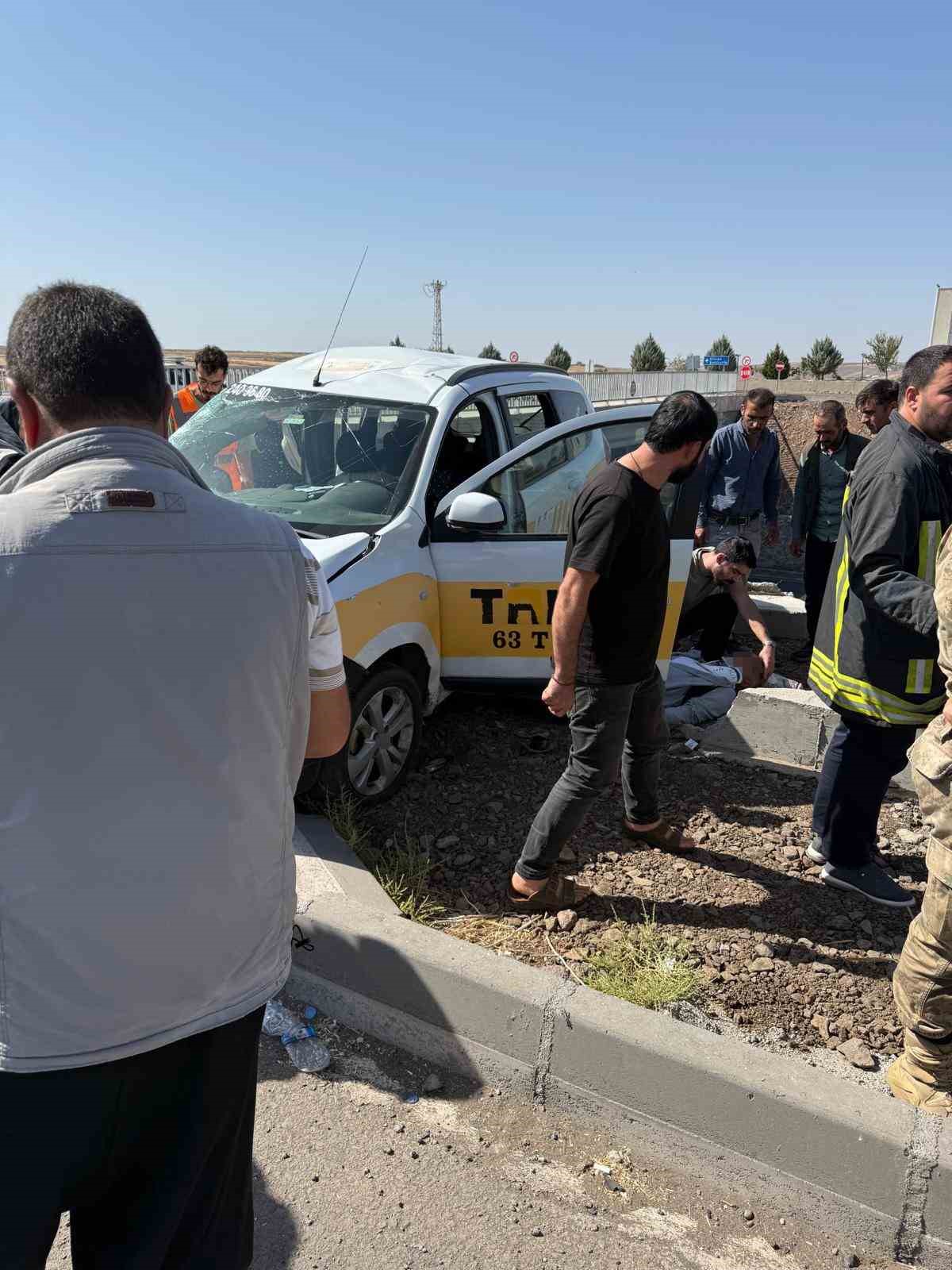 Siverek’te hastane kavşağında kaza: 4 yaralı