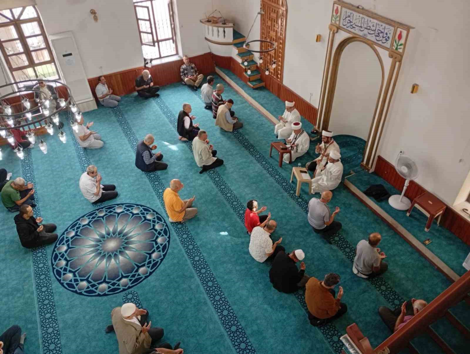 Köyceğiz’de geçmişler dualarla anıldı
