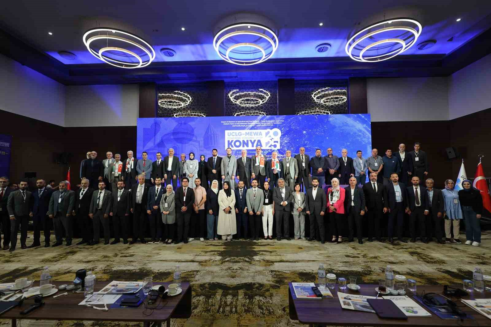 UCLG-MEWA Kongresi&rsquo;nin kapanışında konuşan UCLG Başkanı Altay: "Tarihi bir kongreye ev sahipliği yaptık"
