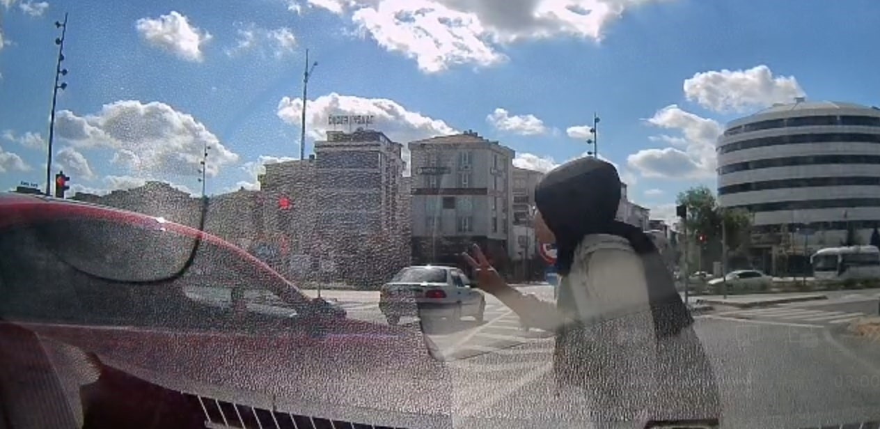 Kaza tehlikesi sözlü tartışmayla bitti