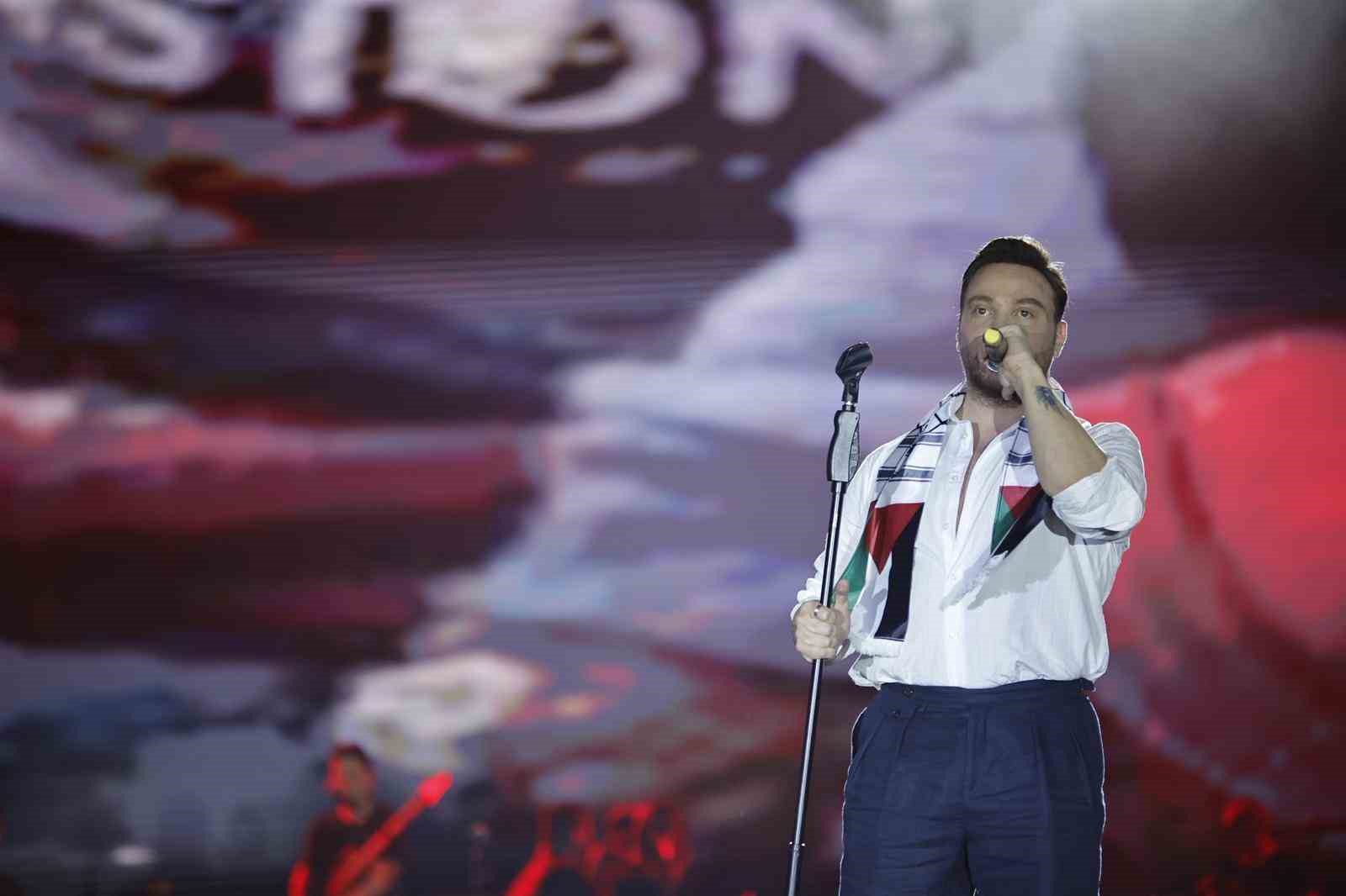 Sinan Akçıl’dan Filistin’e destek