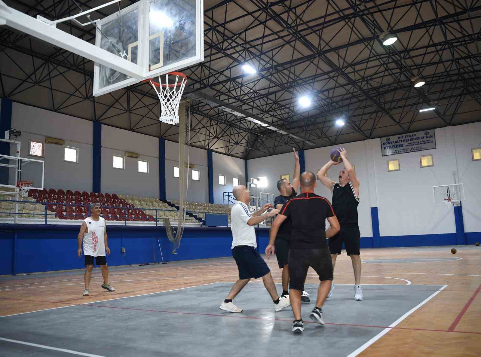 Yeni tesiste ilk ma&ccedil; Başkan Kotan&rsquo;dan
