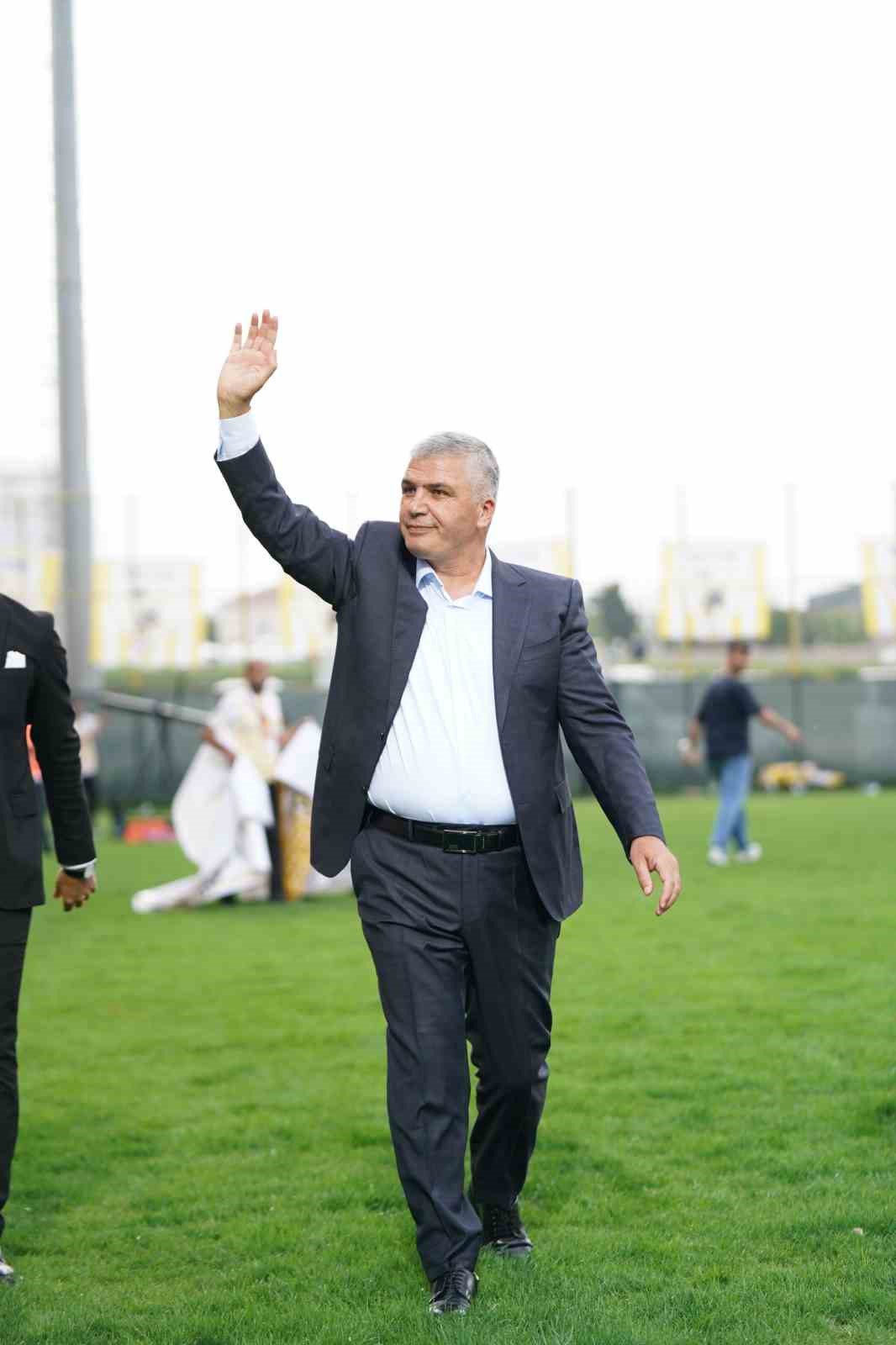 Muşspor Başkanı Cengiz’den hakem yönetimine sert tepki