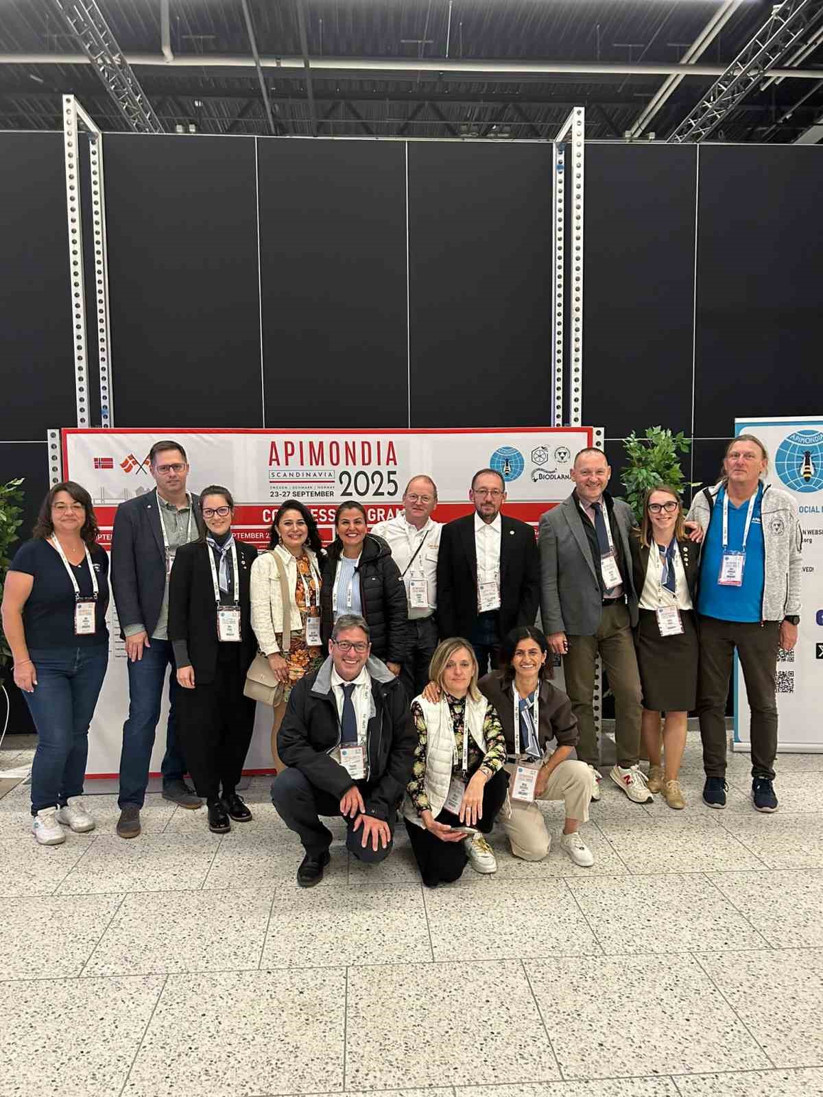 Bilimsel &ccedil;alışmalar bilim insanlarıyla paylaşıldı
