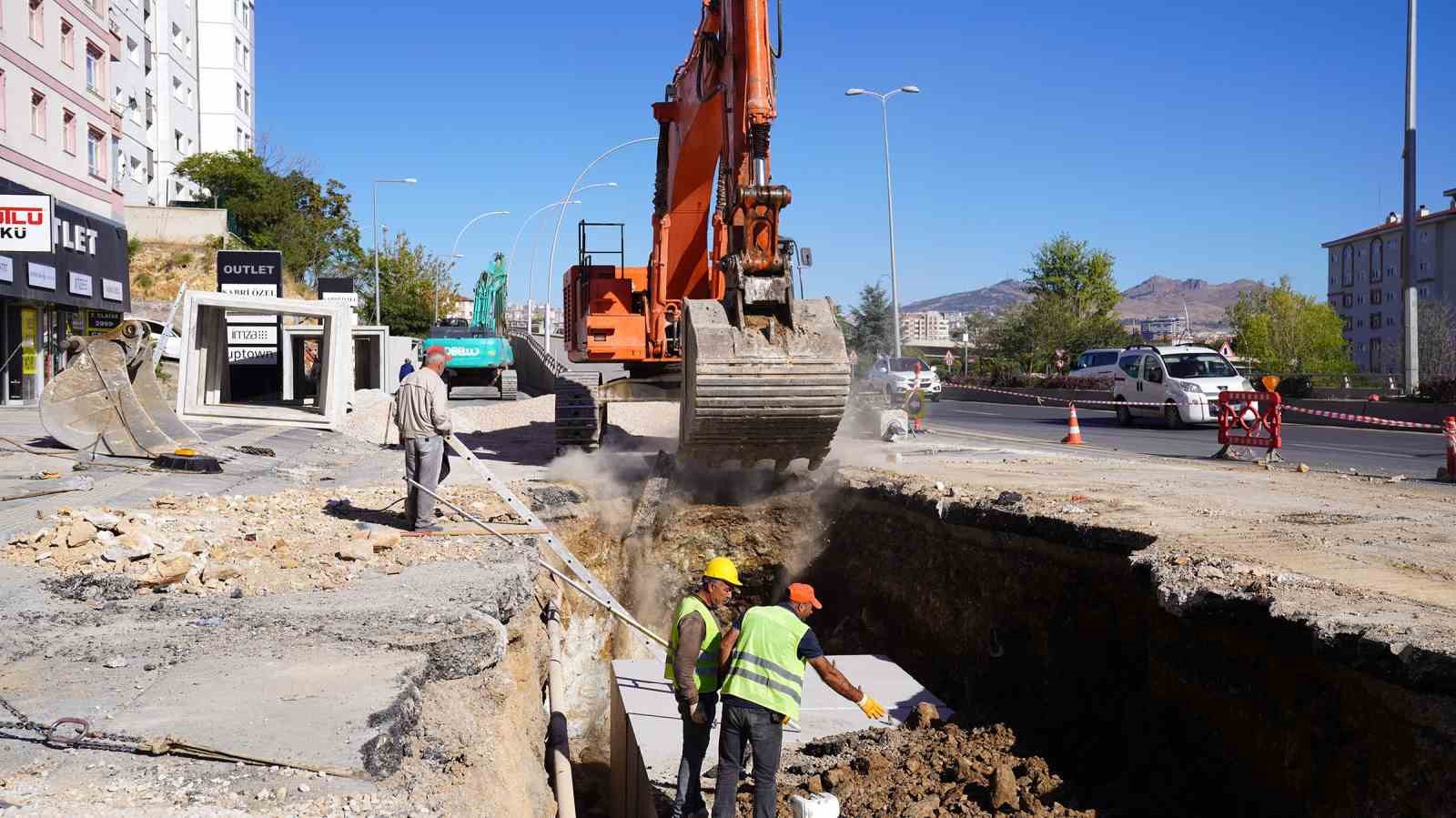 Keçiören’in 40 yıllık altyapı sorunu çözülüyor