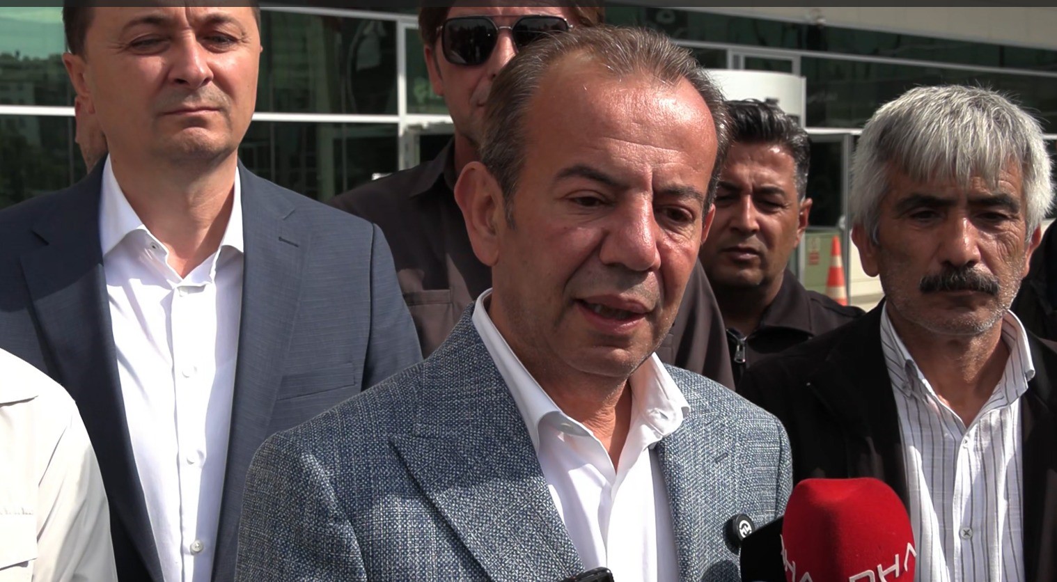 Davası ertelenen Tanju Özcan: "Pişman değilim, bugün olsa yine aynı kararları alırım"
