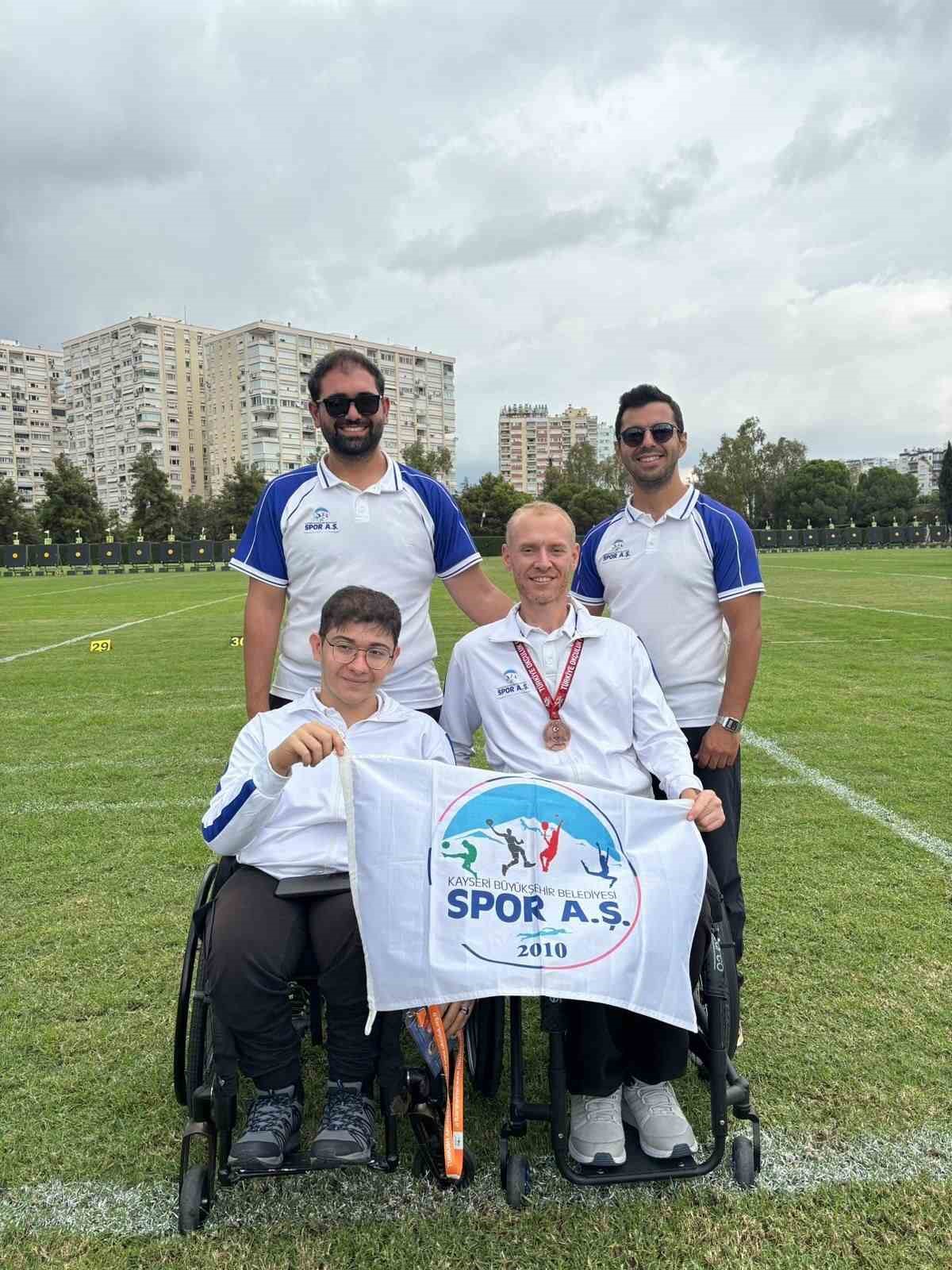 Şehit Kemikkıran&rsquo;dan bronz madalya
