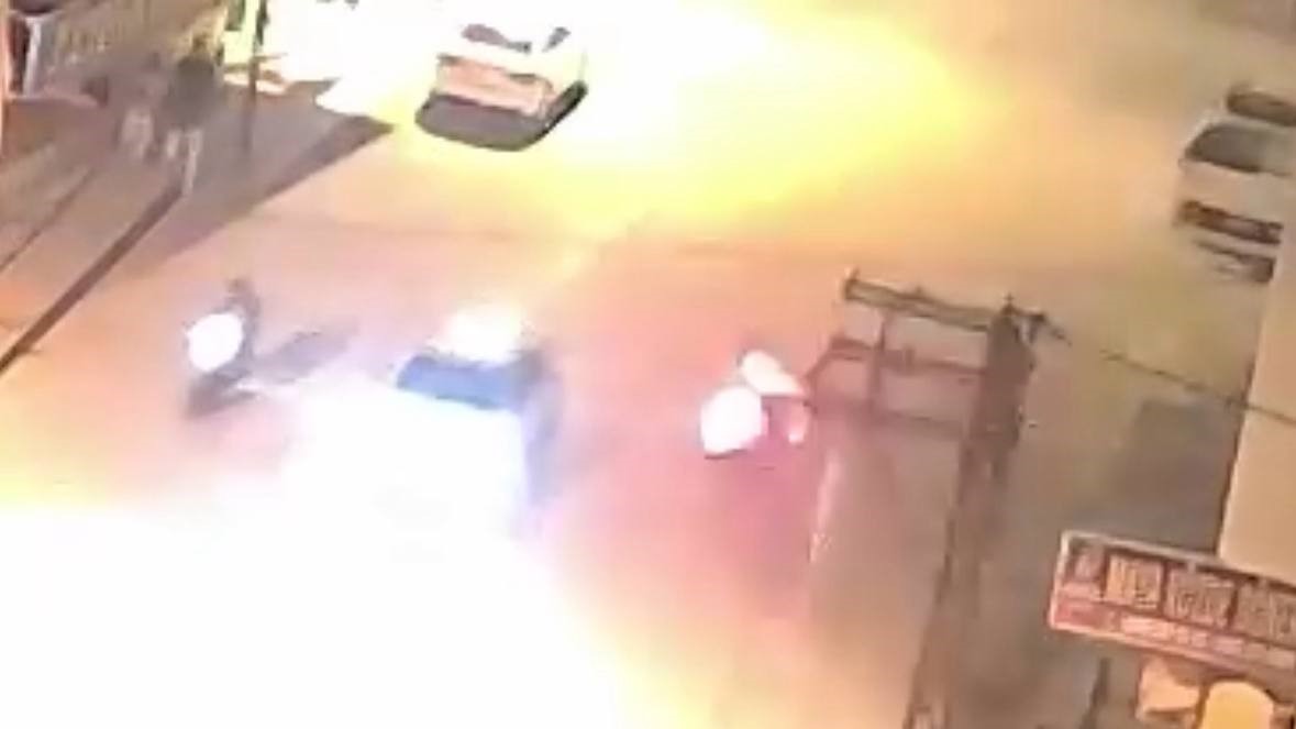 Adana’da iki motosiklet kafa kafaya çarpıştı: 2 yaralı