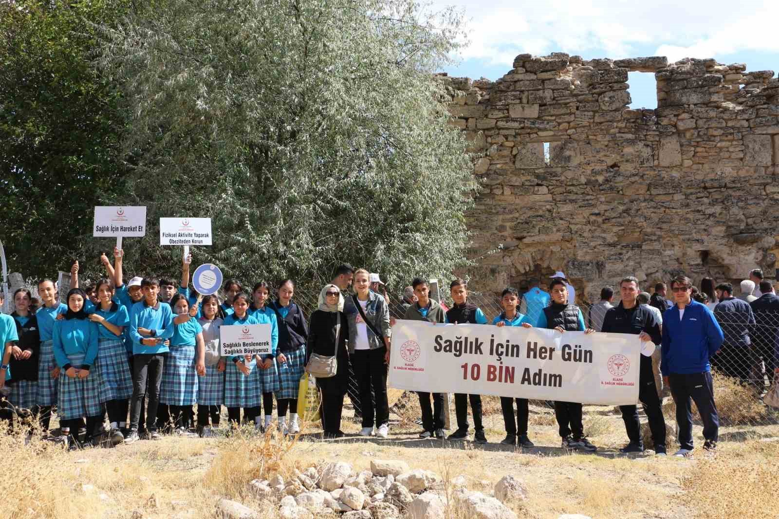Kovancılar’da dünya yürüyüş günü etkinliği

