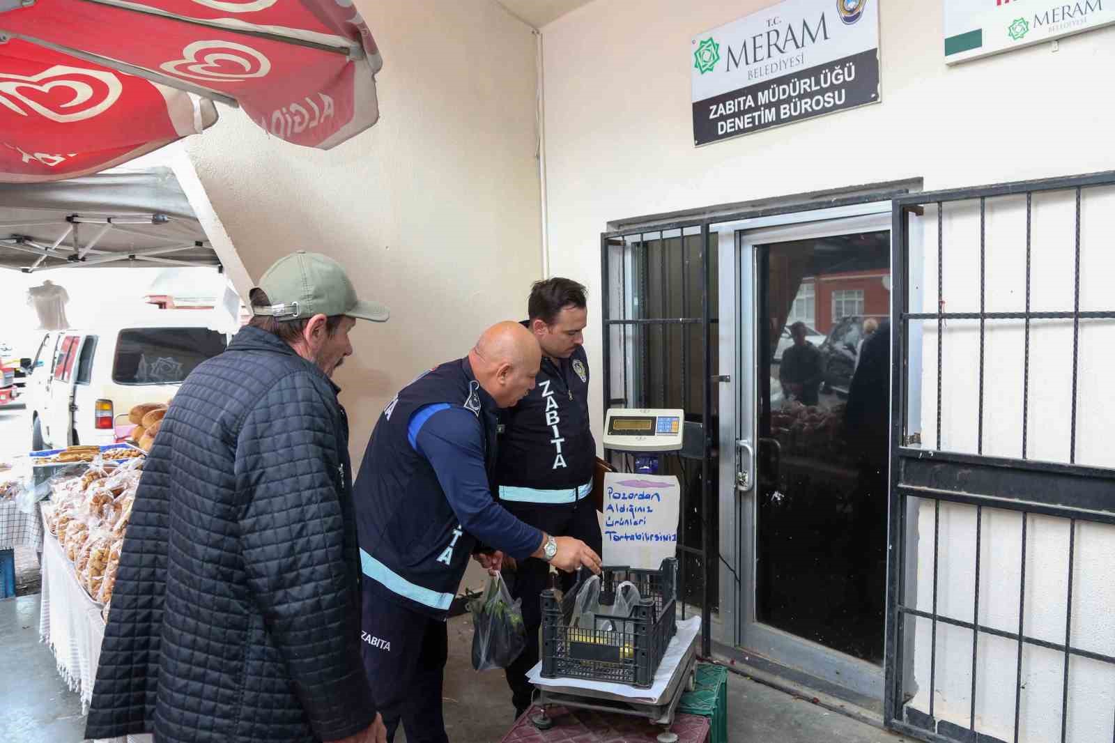 Meram Zabıtası, semt pazarlarını sıkı takipte