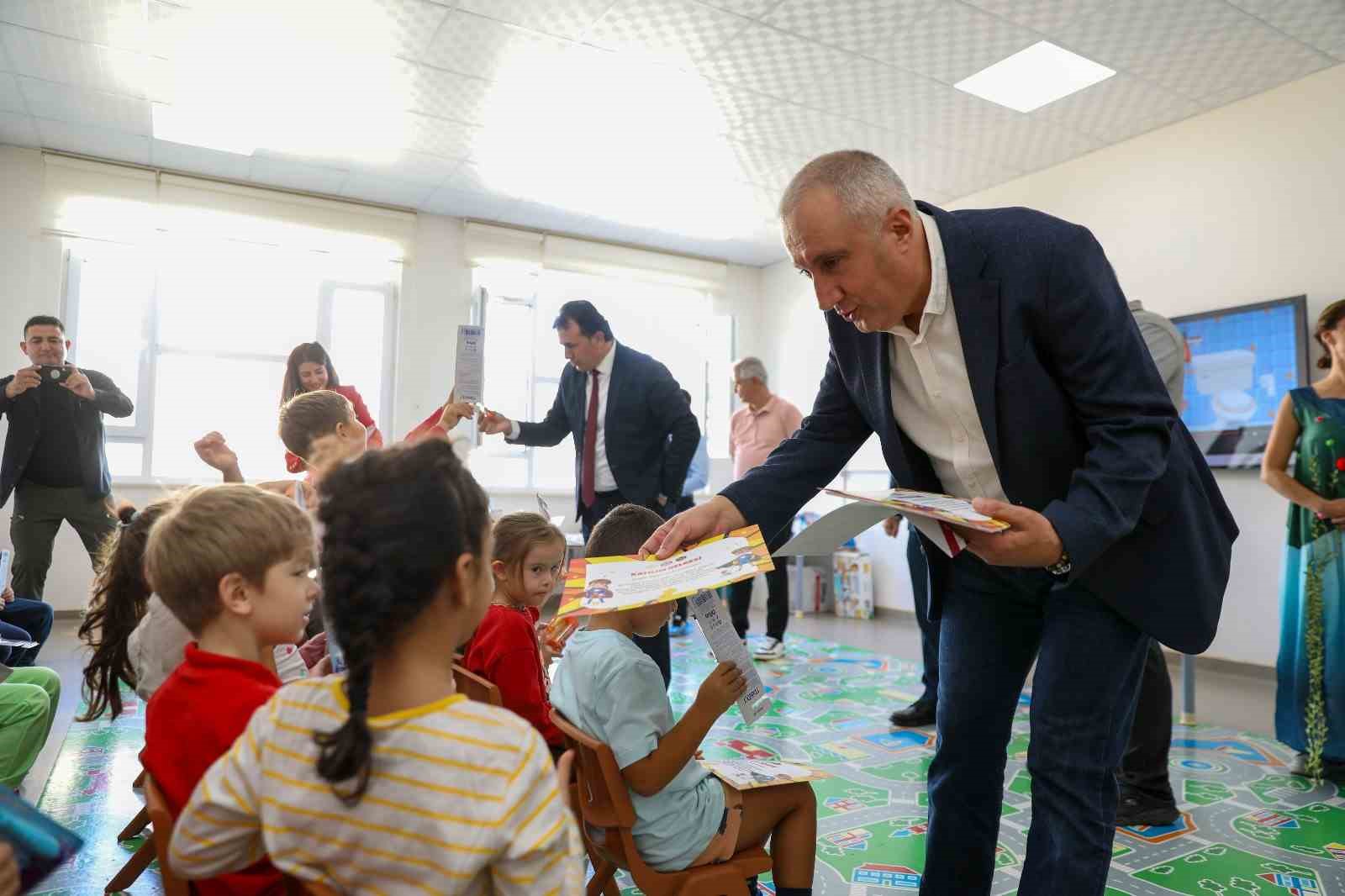 Alanya Belediyesi&rsquo;nden miniklere temizlik eğitimi
