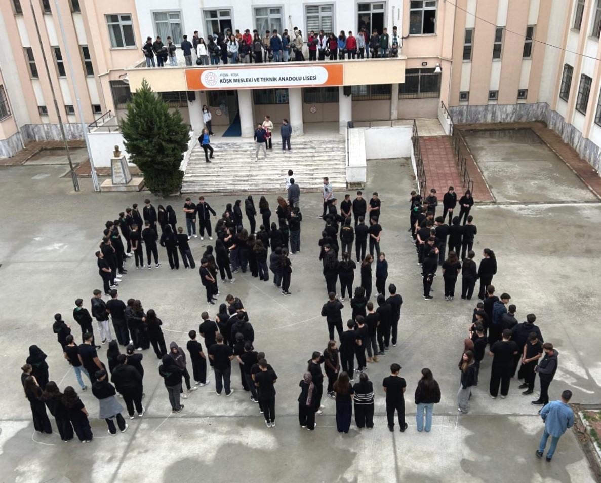 Köşk’te öğrenciler Gazze’yi unutmadı
