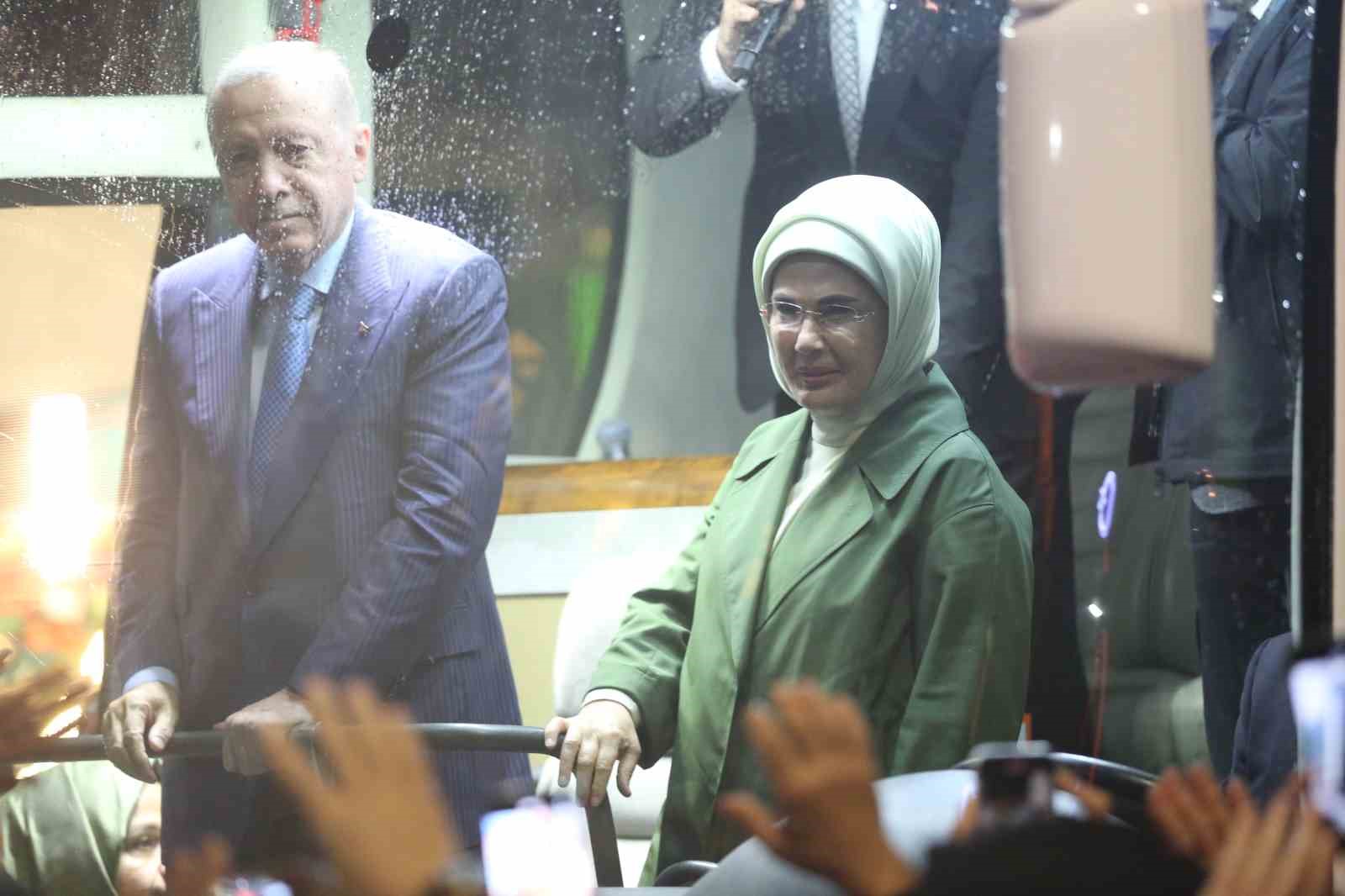 Cumhurbaşkanı Erdoğan, Rize&rsquo;de: "Heyelan b&ouml;lgelerini gezip g&ouml;rme imkanımız olacak"
