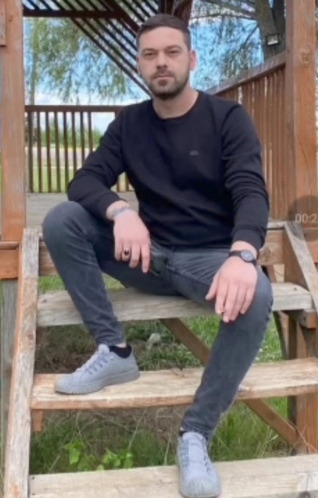 Konya&rsquo;da bir kişi otomobilinin kenarında &ouml;l&uuml; bulundu
