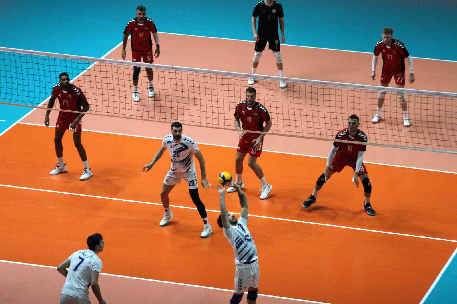 TSYD Ankara Cumhuriyet Kupası: Halkbank: 3 - Spor Toto: 1
