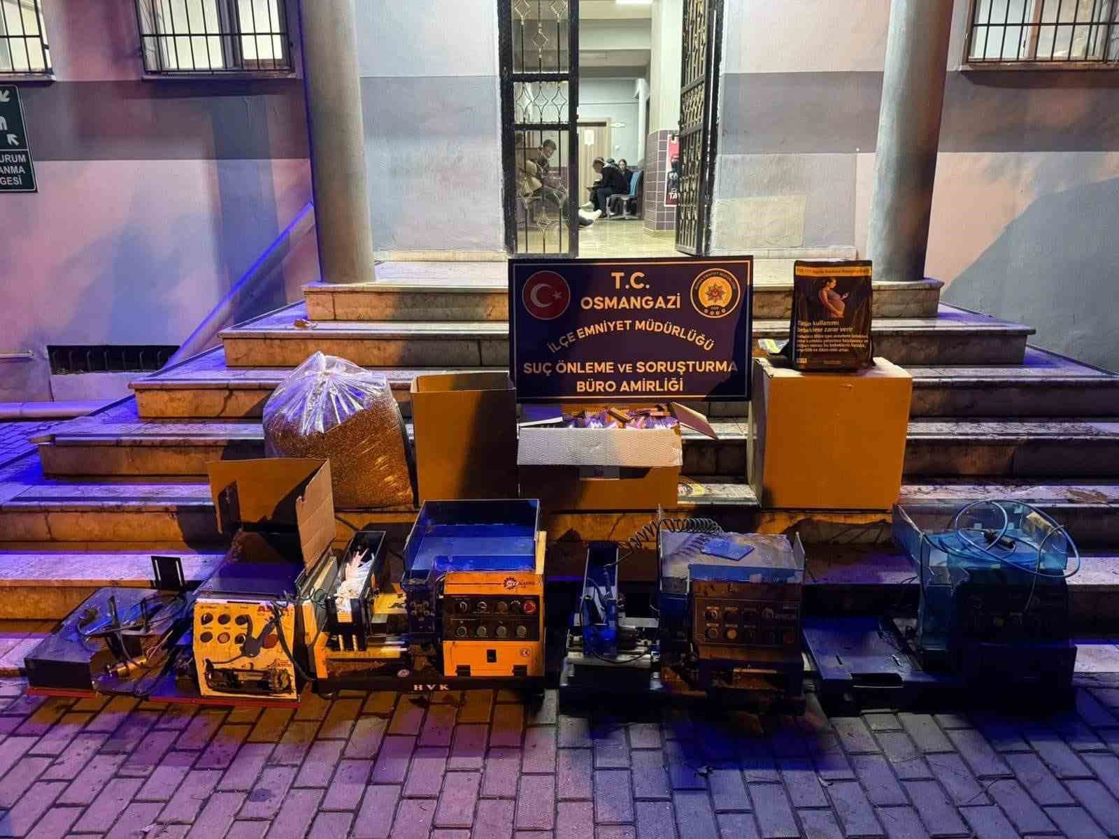 Bursa’da kaçak tütün operasyonu: Binlerce kaçak ürün ele geçirildi