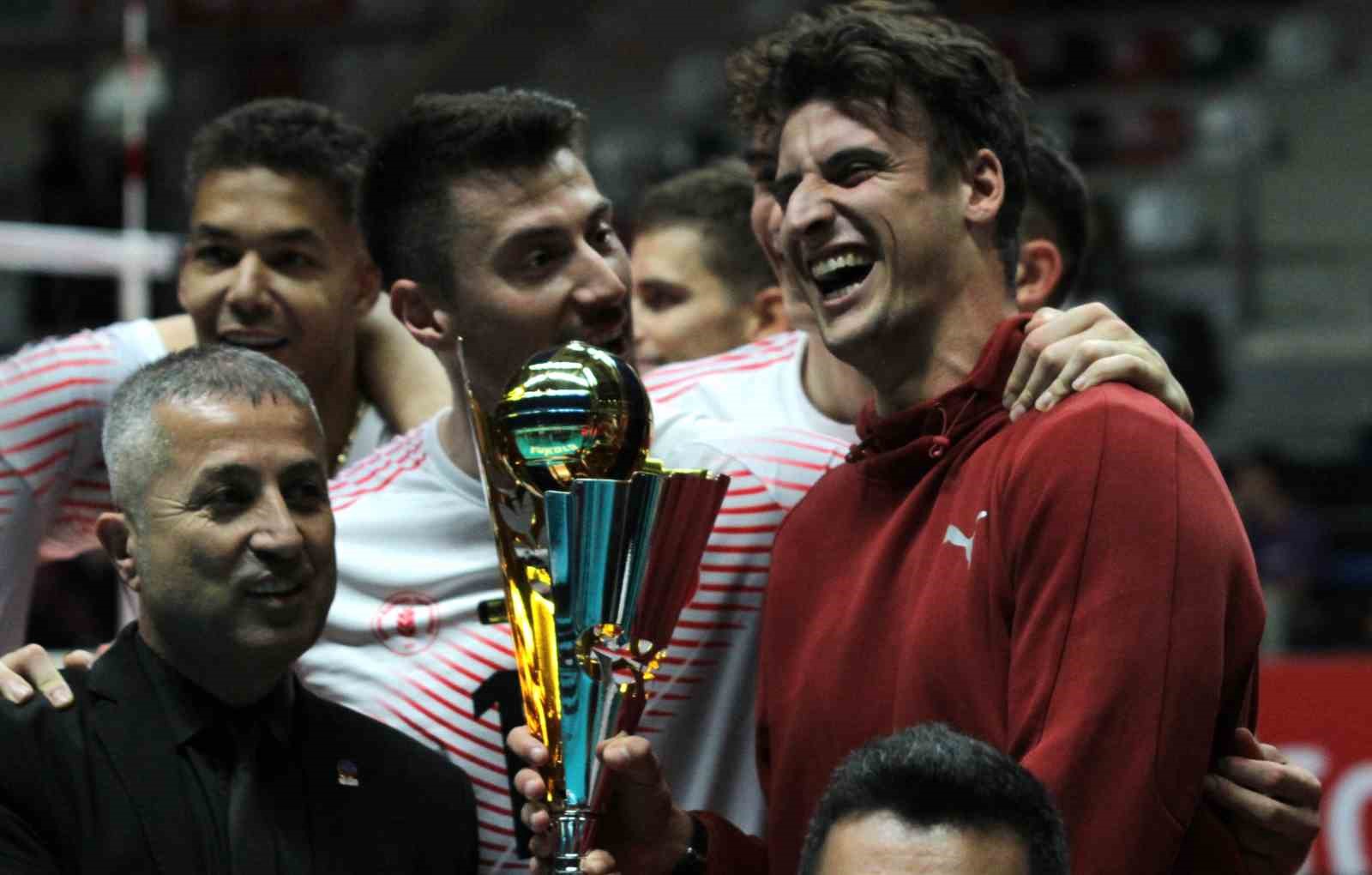 TSYD Ankara Cumhuriyet Kupası&rsquo;nda şampiyon Ziraat Bankkart
