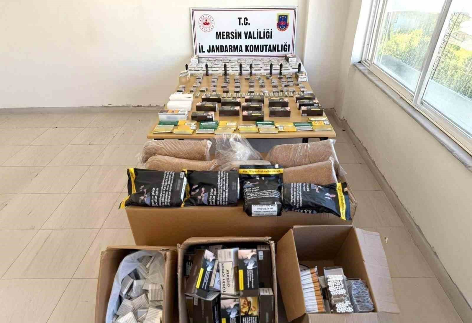 Mersin&rsquo;de ka&ccedil;ak makaron operasyonu: 3 g&ouml;zaltı
