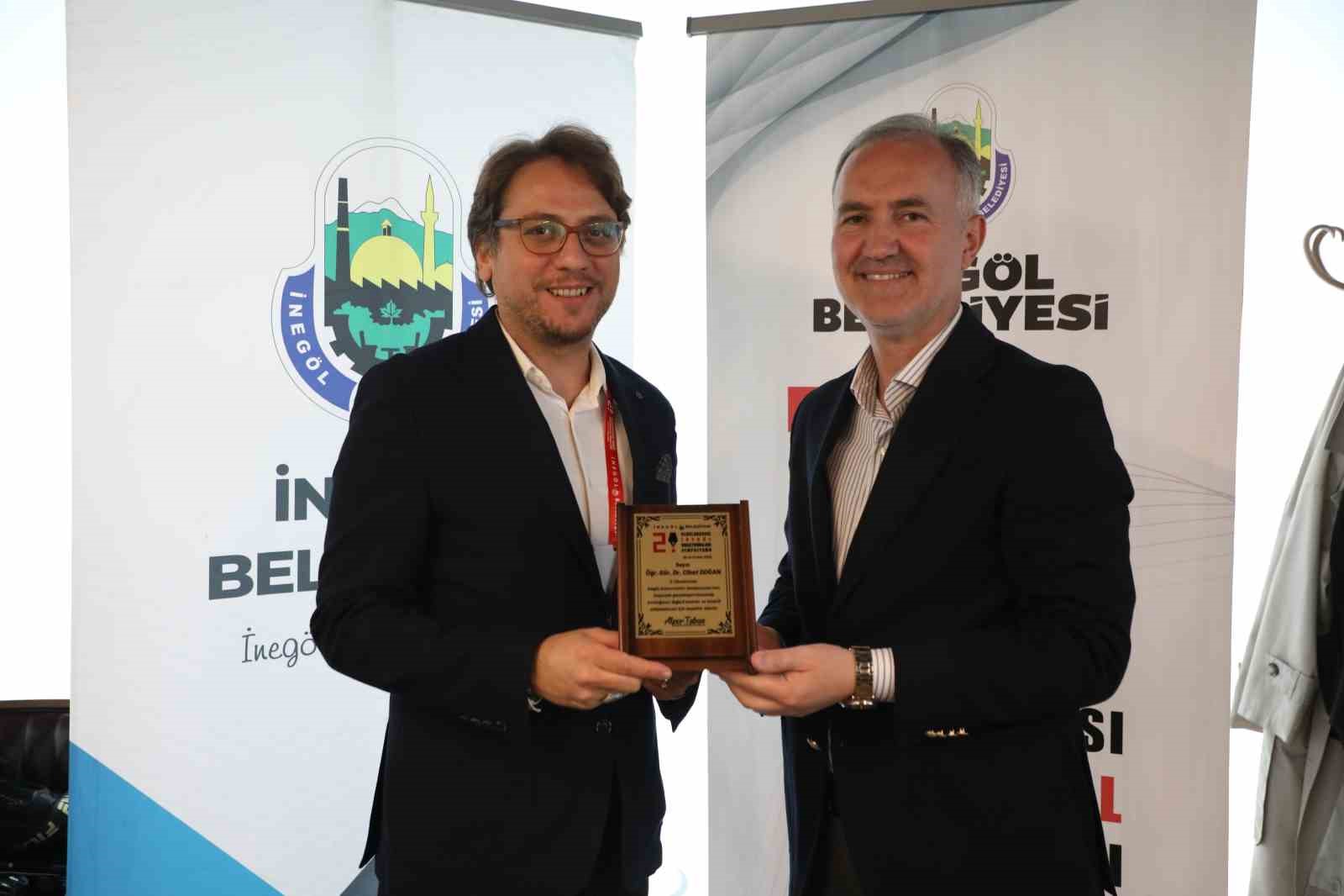 İnegöl’ün keşfine kapı aralayan sempozyum tamamlandı
