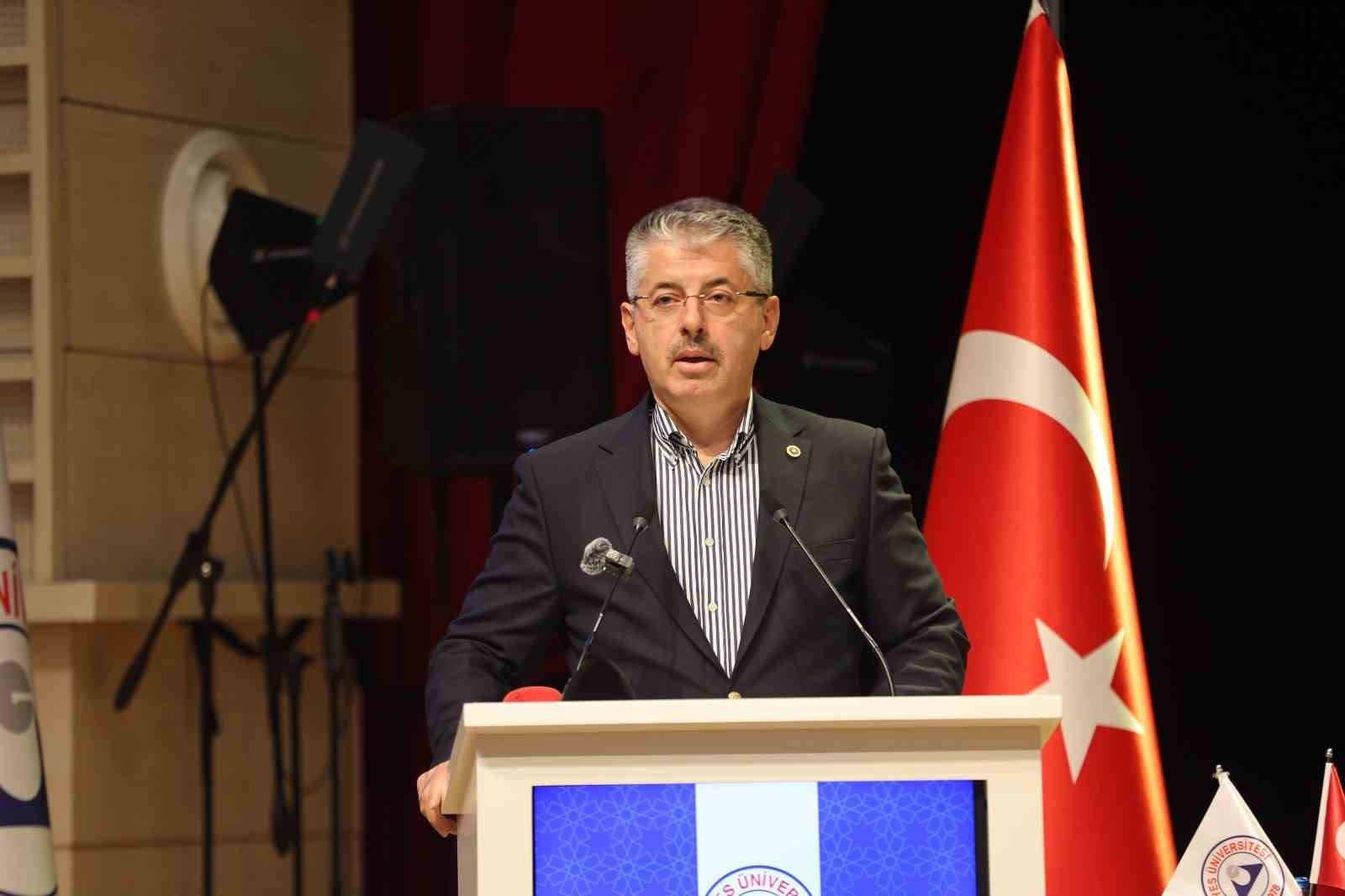 ERÜ’nun 40 yıllık mezunları buluştu