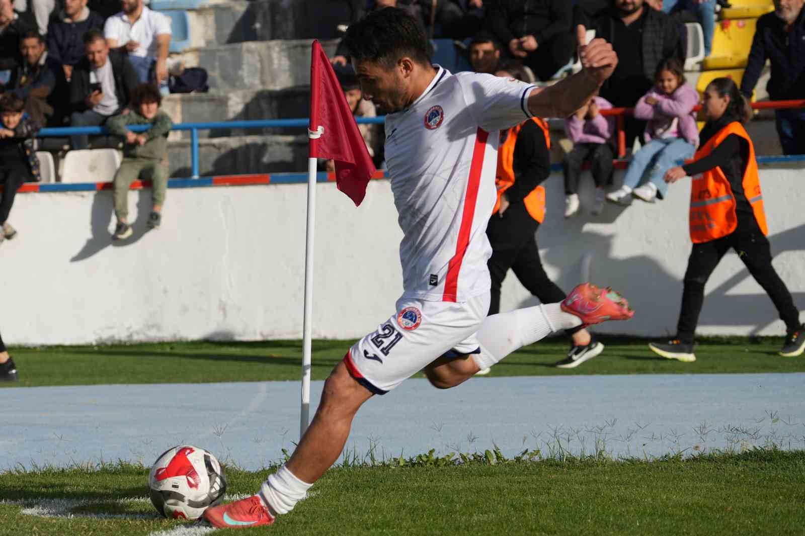 TFF 3. Lig: Kırıkkale FK: 2 - Kırşehir FSK: 3