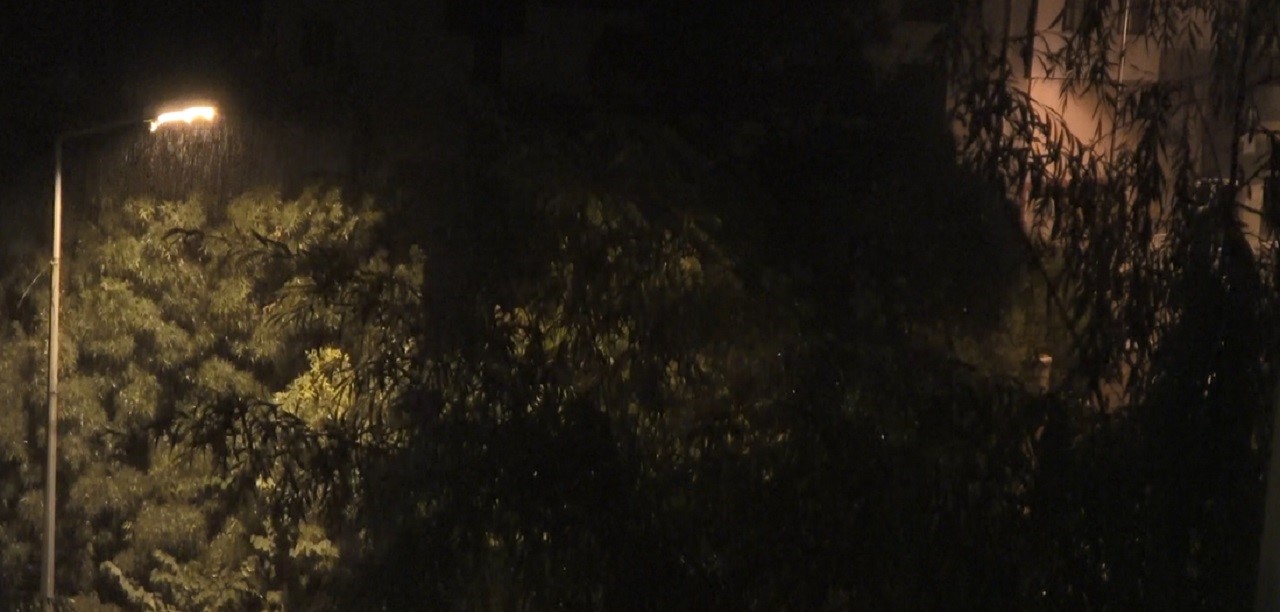 Tunceli&rsquo;de sağanak ve fırtına etkili oldu
