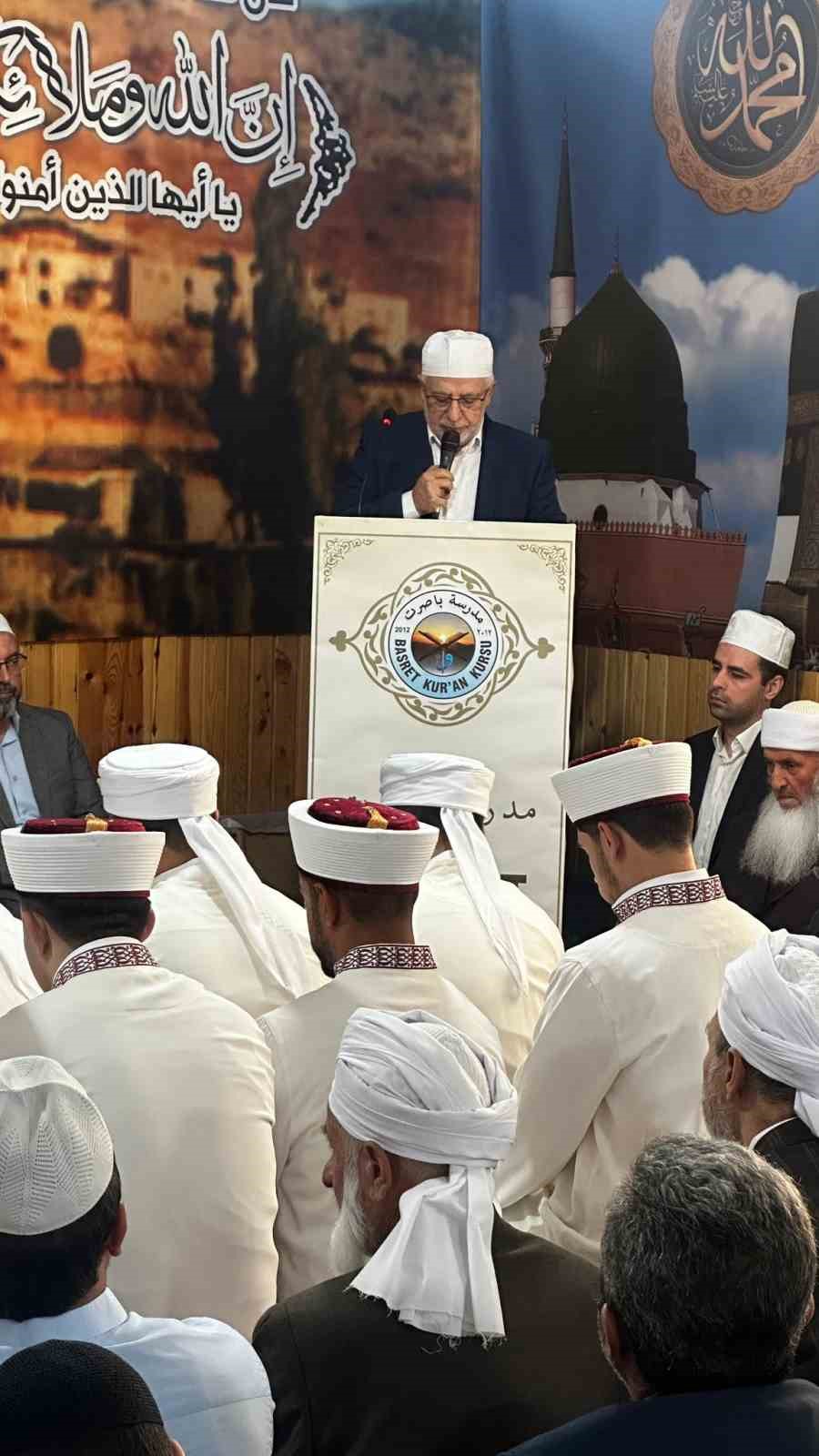 Siirt’te 21 kişi ilmi ve hafızlık icazeti aldı