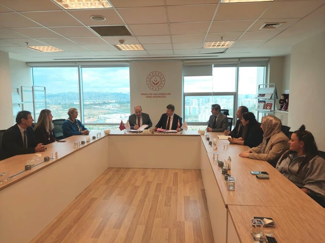 Munzur &Uuml;niversitesi ile Aile ve Sosyal Hizmetler Bakanlığı arasında protokol
