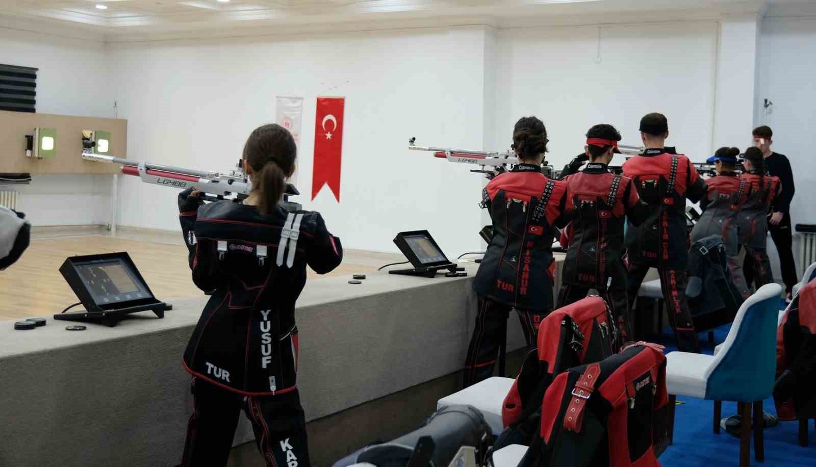 Erzincan&rsquo;da atıcılık il birinciliği m&uuml;sabakaları yapıldı
