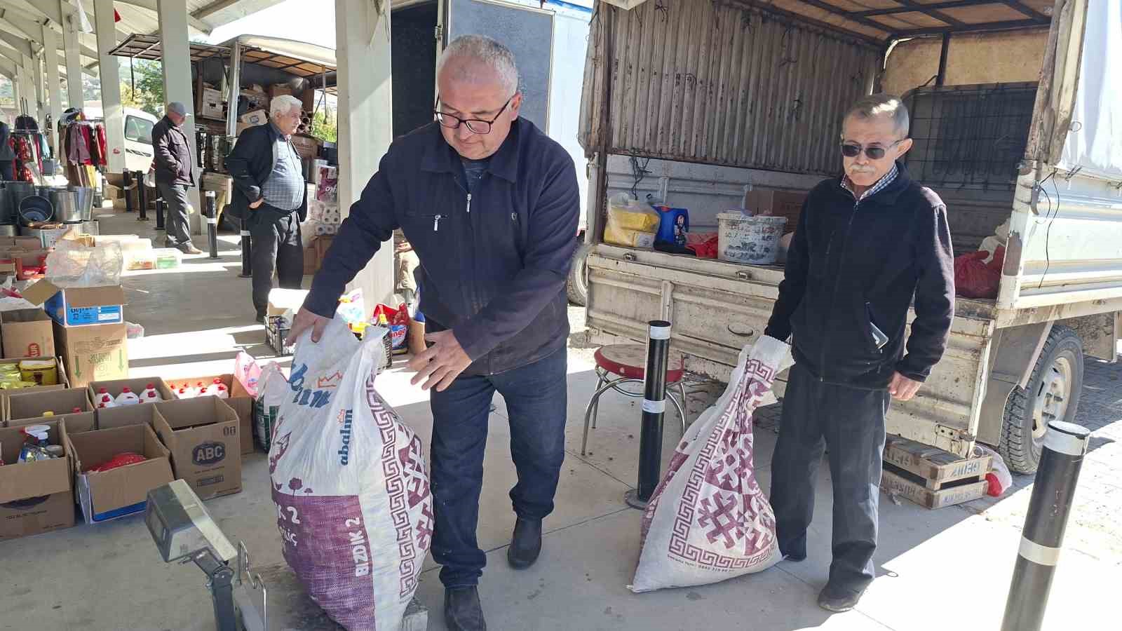 Elma kurusu, üreticisini sevindirdi
