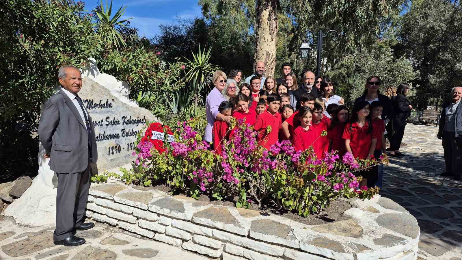 Cevat Şakir Kabaağaçlı törenle anıldı