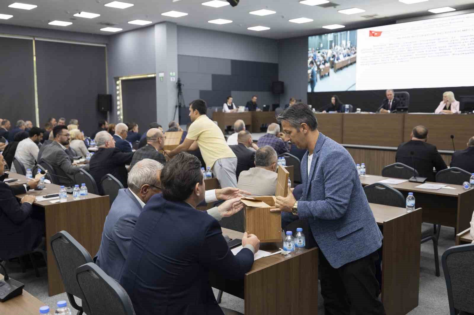 Se&ccedil;er: "4 katlı kavşak yapacağız"
