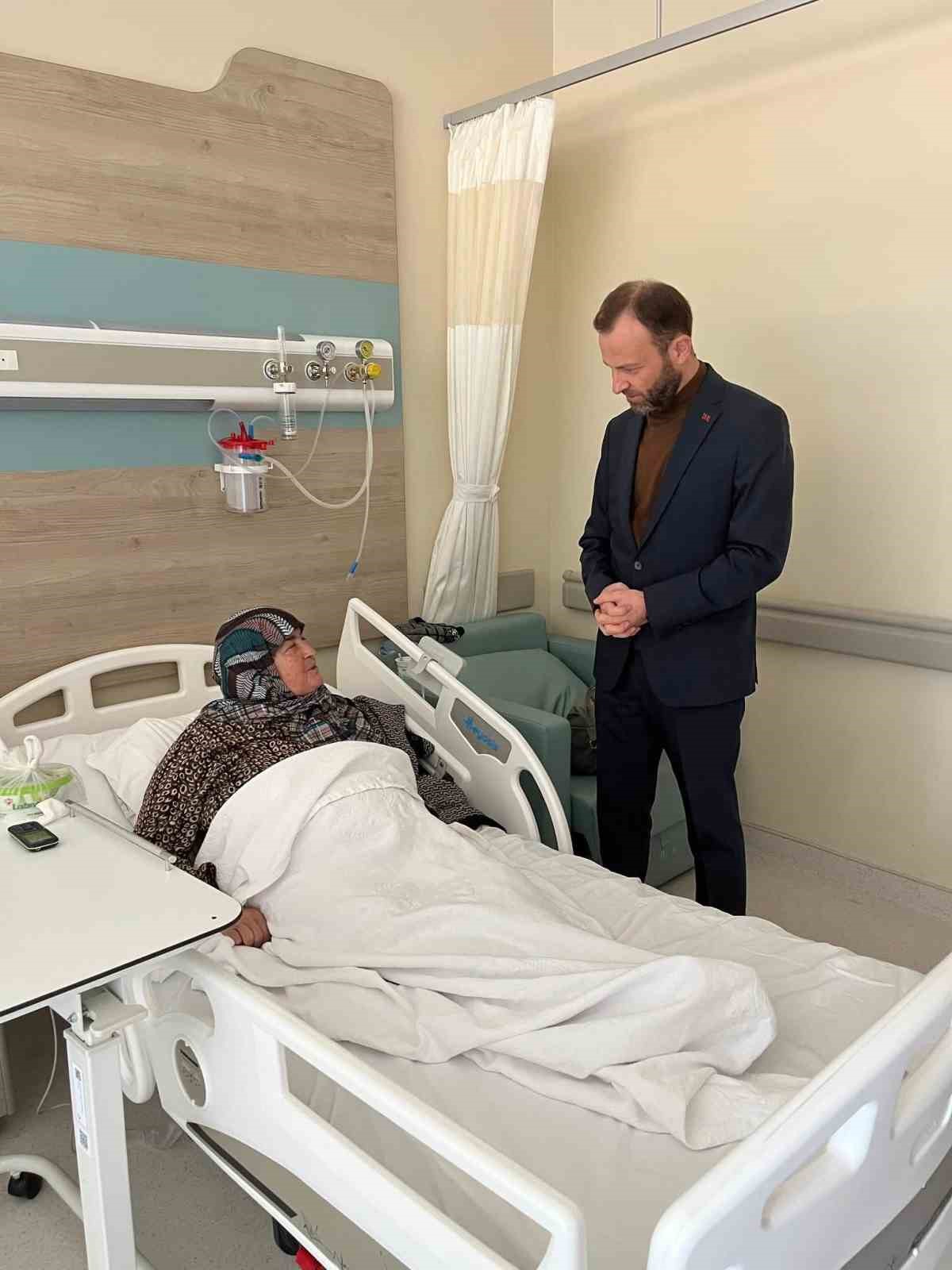 Milletvekili Bayırcı tedavi sürecinin ardından ilk ziyaretini Kütahya Şehir Hastanesi’ne yaptı
