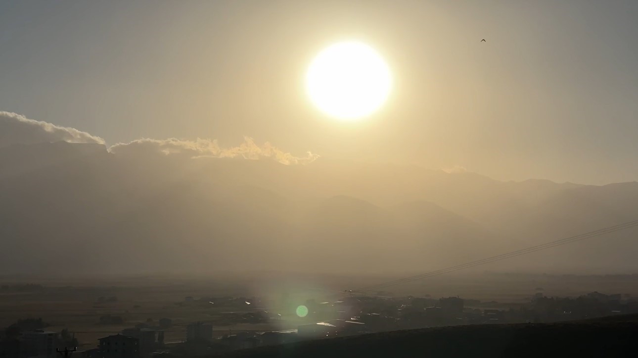 Hakkari’de toz bulutu etkili oldu
