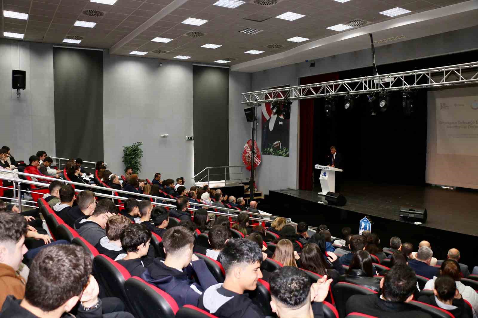 Gen&ccedil;ler Merzifon&rsquo;un değerlerine yolculuk yapacak
