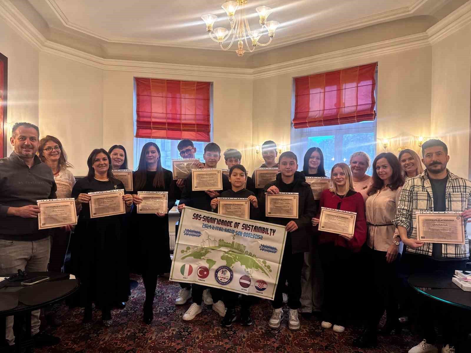 Gediz Altınkent Ortaokulu, Erasmus+ projesiyle Letonya&rsquo;da
