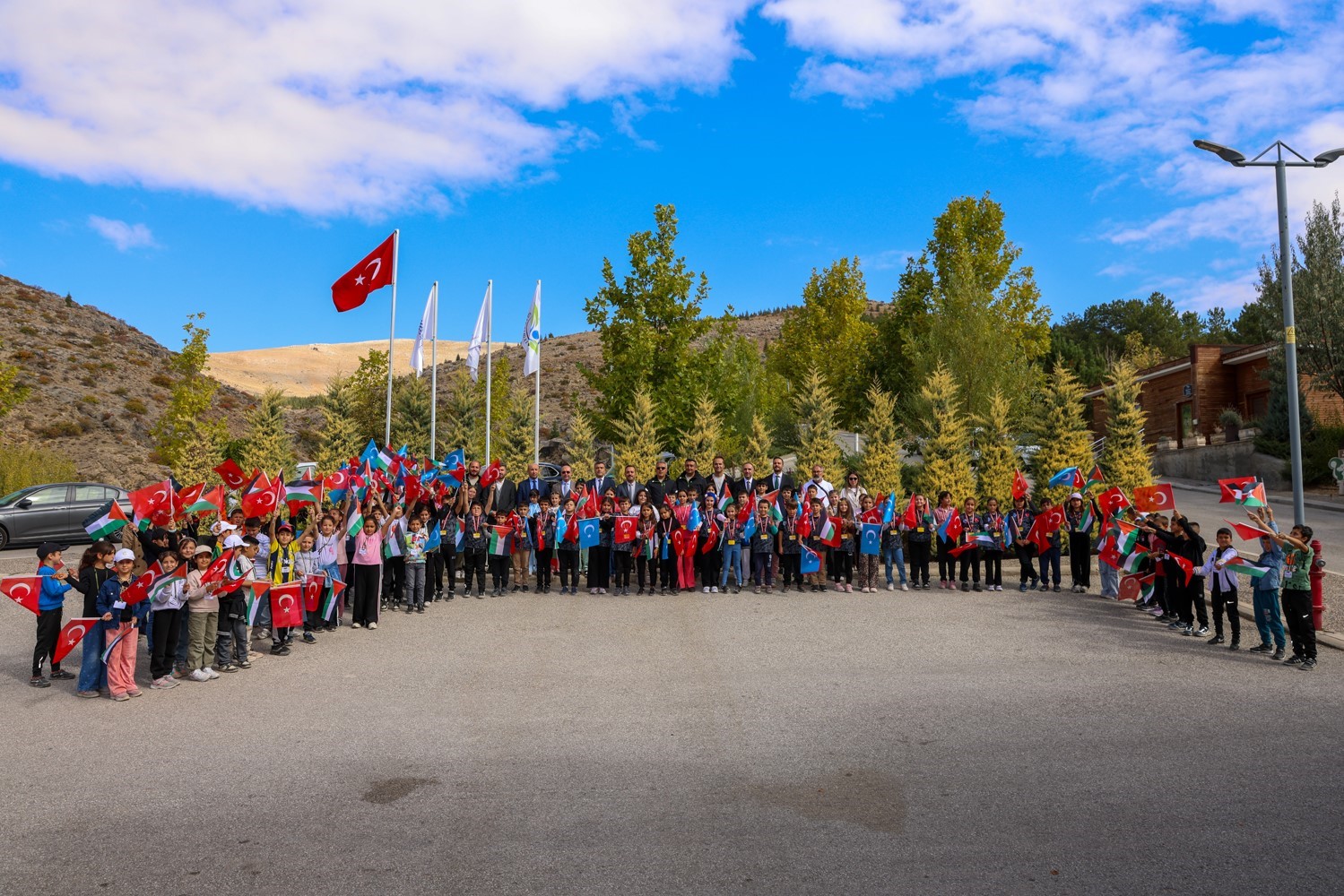 Başkan Pekyatırmacı: "Sille Tabiat Okulu, eğitim vizyonumuzda &ouml;zel bir yere sahip"
