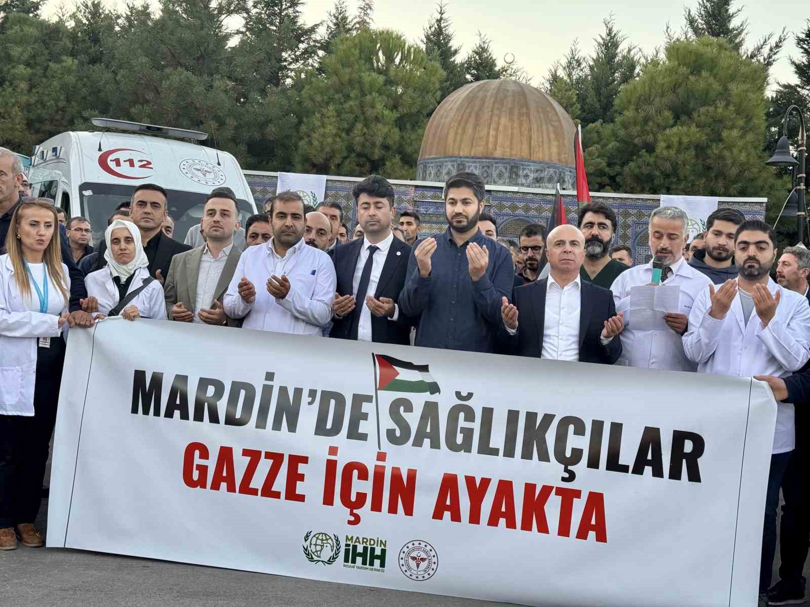 Mardin’de sağlıkçılar Gazze için ayakta