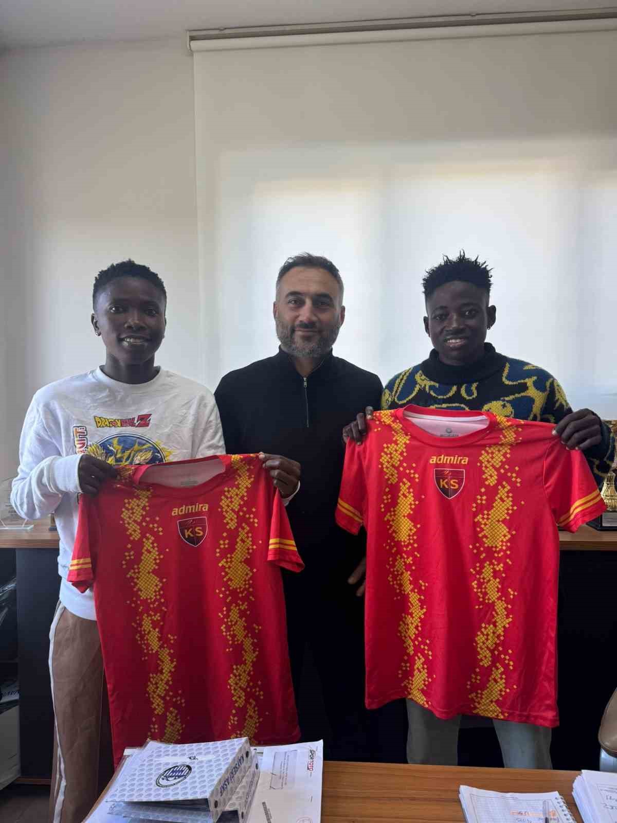 Kayseri Kadın FK&rsquo;dan 2 yabancı transfer
