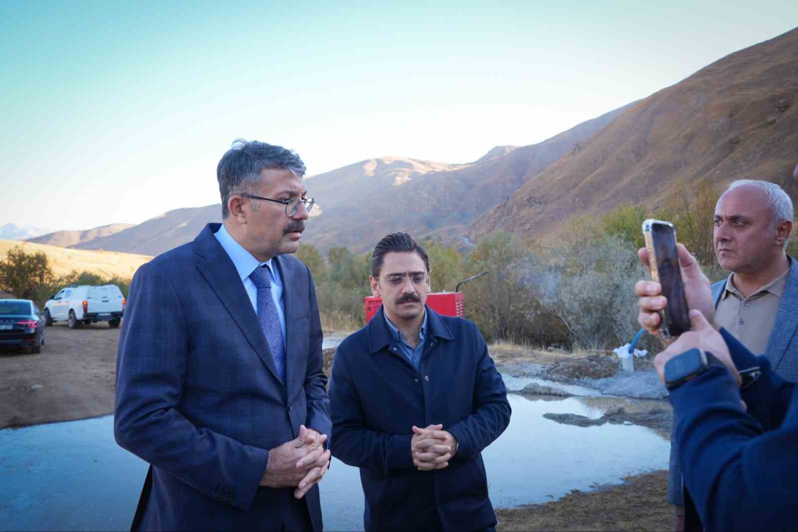 Hakkari&rsquo;ye yeraltı barajı ve arıtma tesisi m&uuml;jdesi

