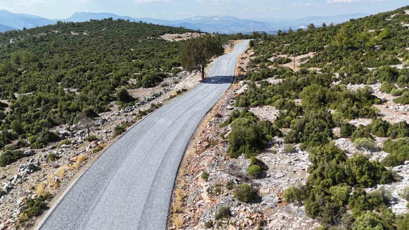 5 kırsal mahallenin yol yapım çalışmalarında sona gelindi