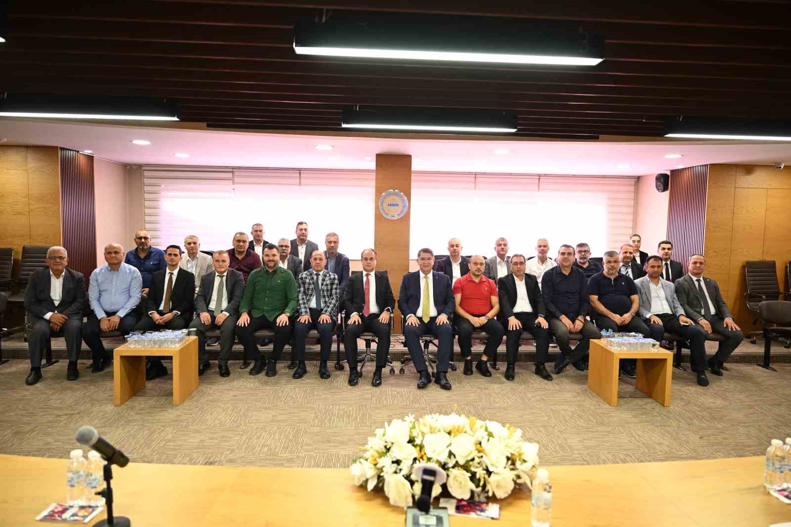 AESOB Başkanı Dere: "Esnafın gelişimini ve sürdürülebilirliğini desteklemeye devam ediyoruz"

