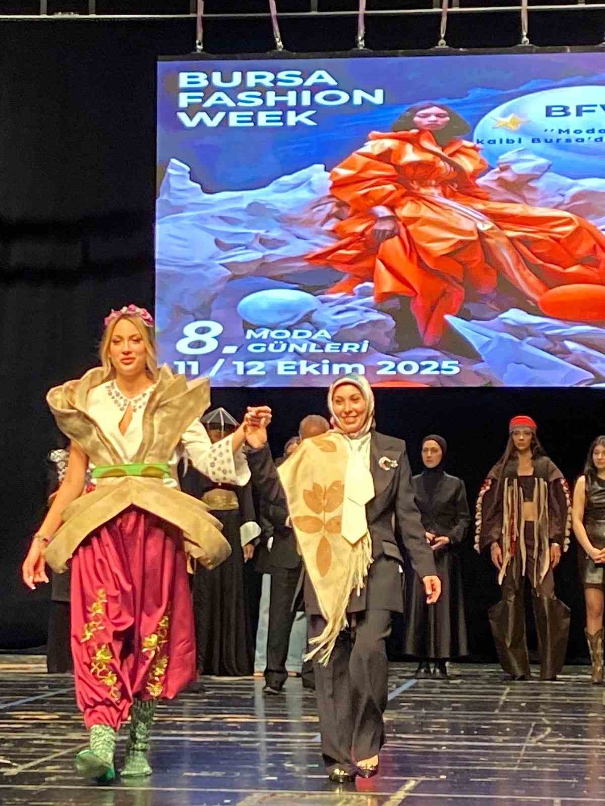 SUB&Uuml; &ouml;ğrencisi Bursa Fashion Week&rsquo;te &uuml;&ccedil;&uuml;nc&uuml;l&uuml;k elde etti
