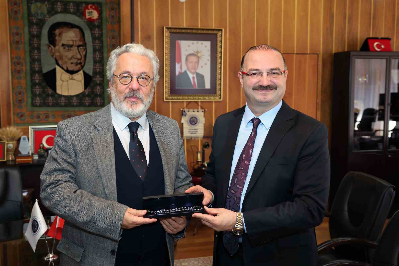 Atat&uuml;rk &Uuml;niversitesi&rsquo;nde Uluslararası Kongre:
