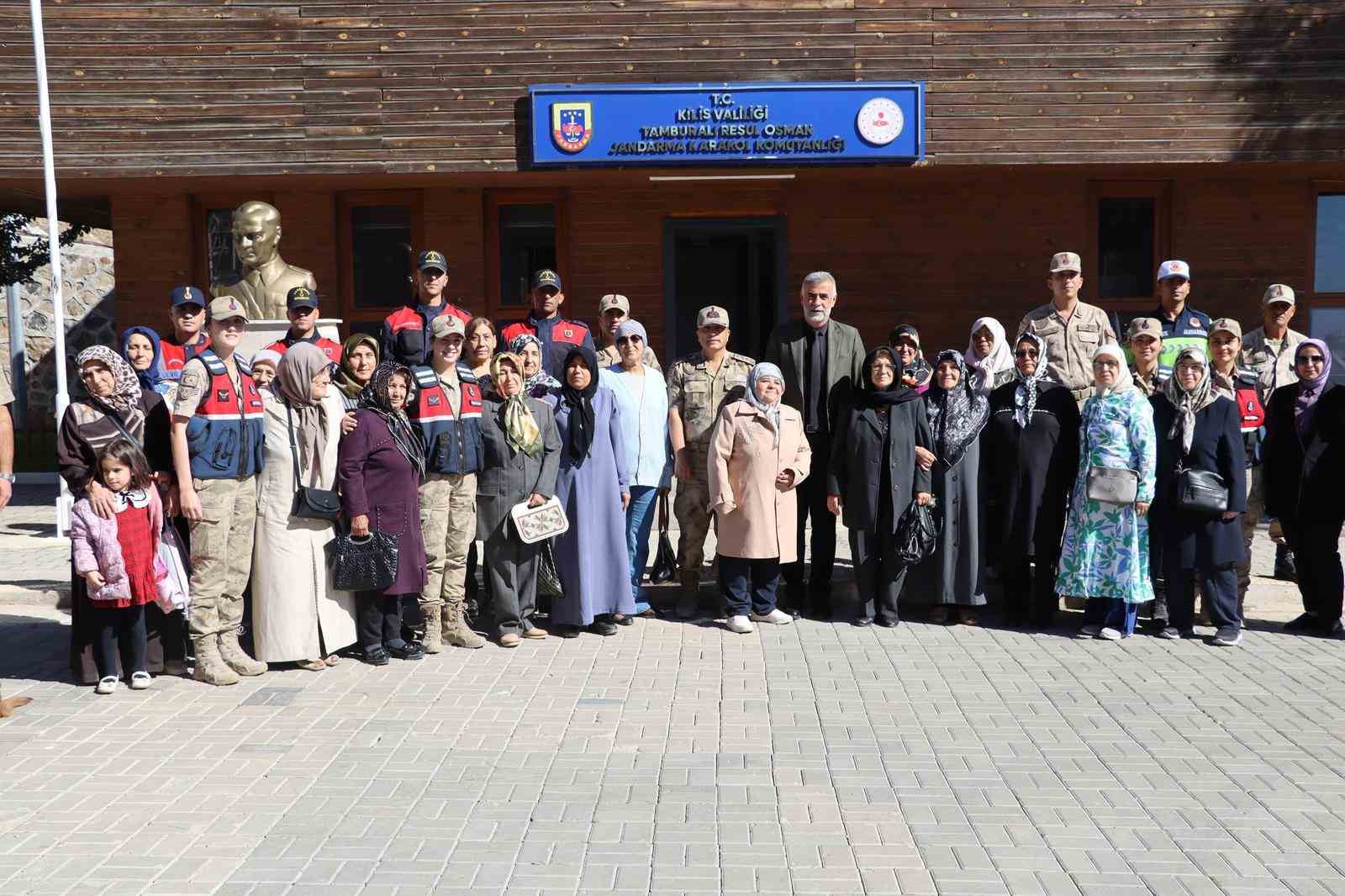 Kilis’te Huzur Konağı sakinleri jandarmaya misafir oldu