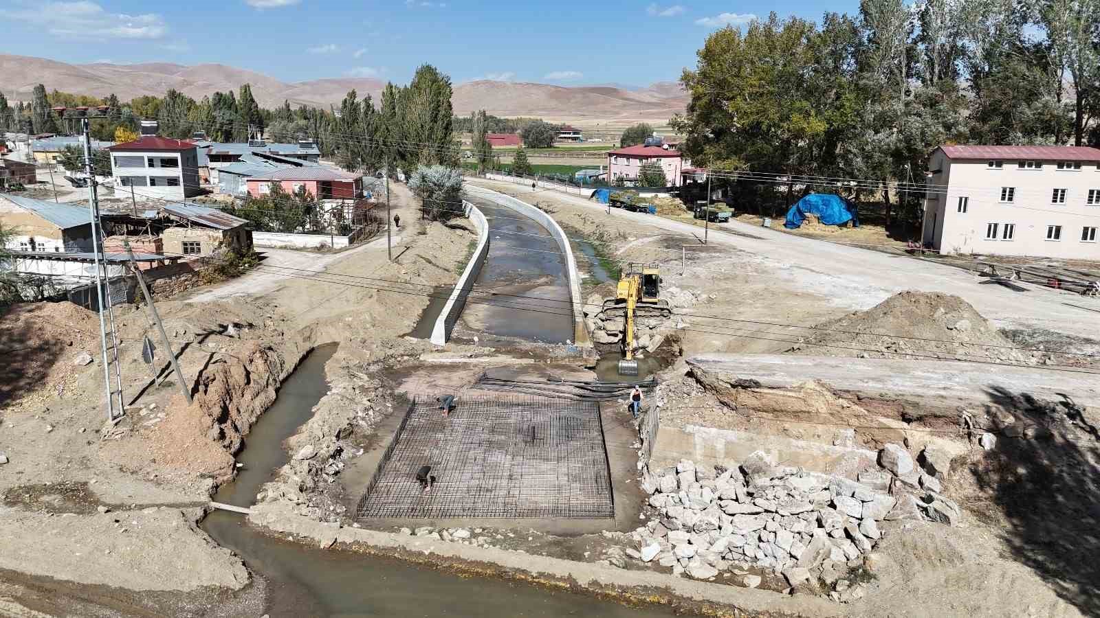 Bayburt’taki sulama ve taşkın projelerinde çalışmalar devam ediyor
