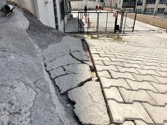 Ankara’da korkutan toprak kayması: 300 kişinin yaşadığı 17 katlı bina boşaltıldı